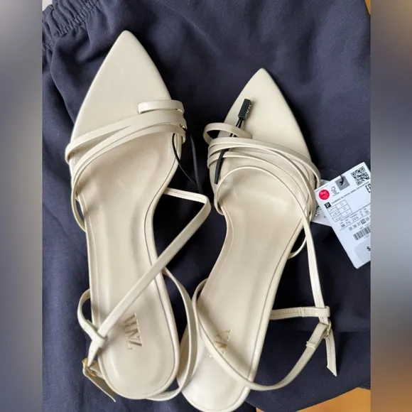 ZARA Pointed Toe Heeled Leather Sandals