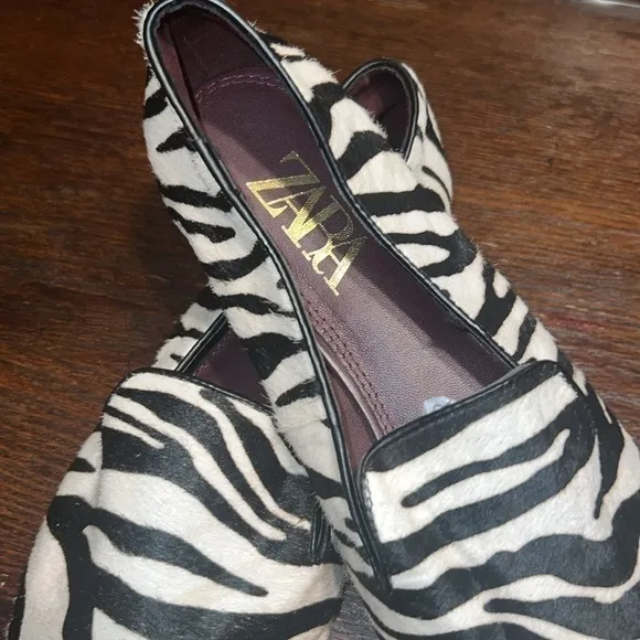 Zara Zebra Print Leather Slip On Loafers Womens Size 40EU/9.5US