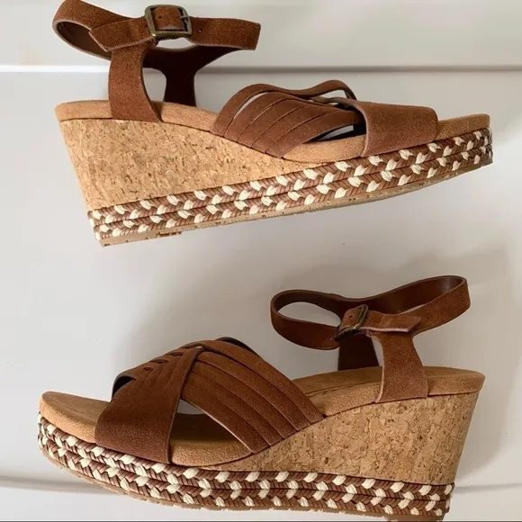 𝅺ZODIAC Brown Suede Leather Espadrille Platform Sandals 9.5 Medium NEW